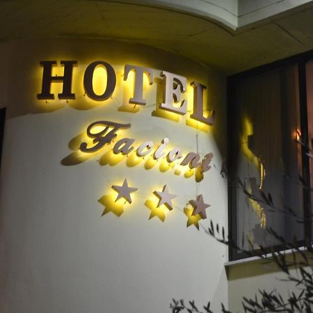 Hotel Facioni Помеция Экстерьер фото